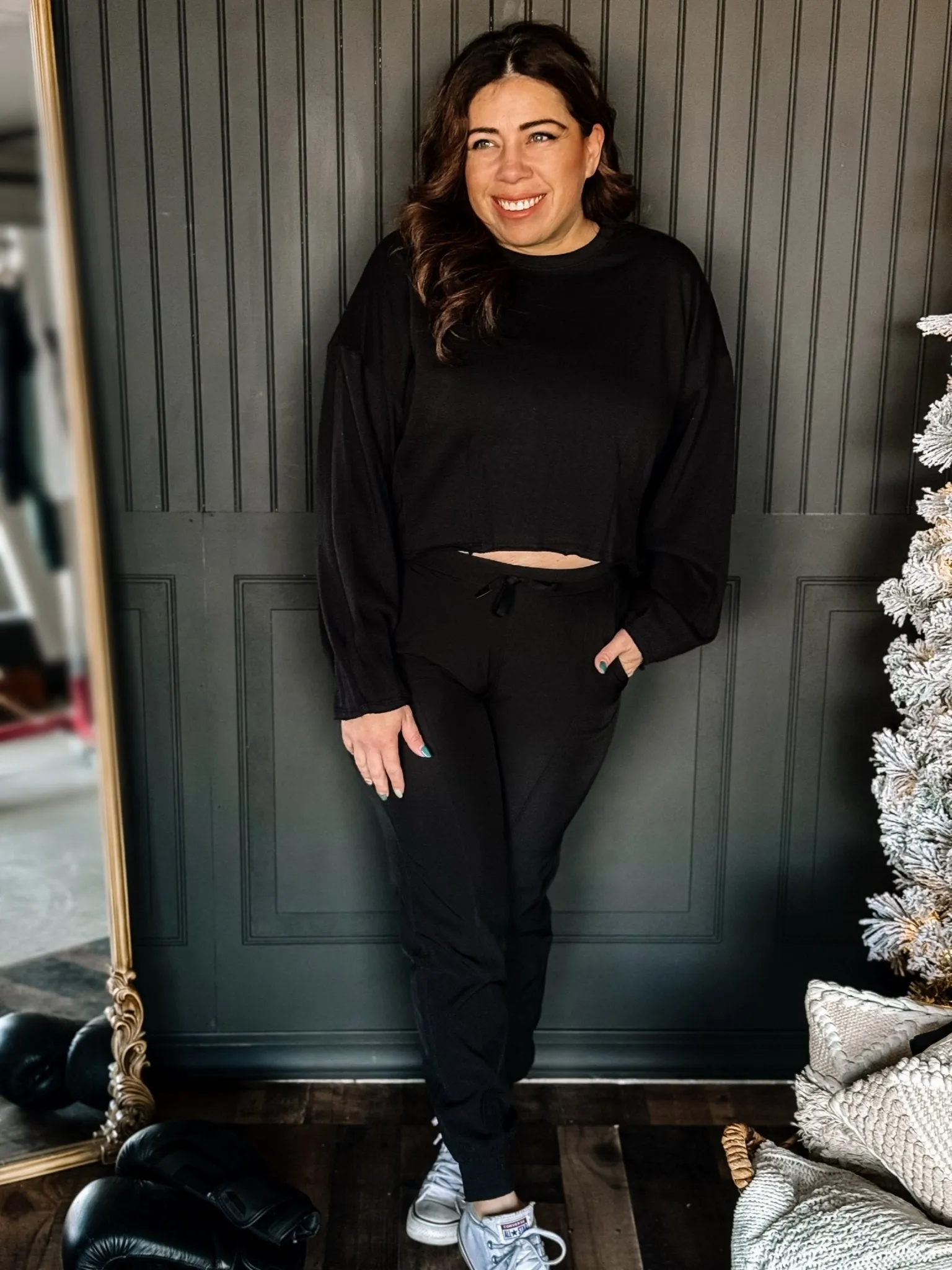 Fresh Start Athleisure Cropped Sweatshirt, Black