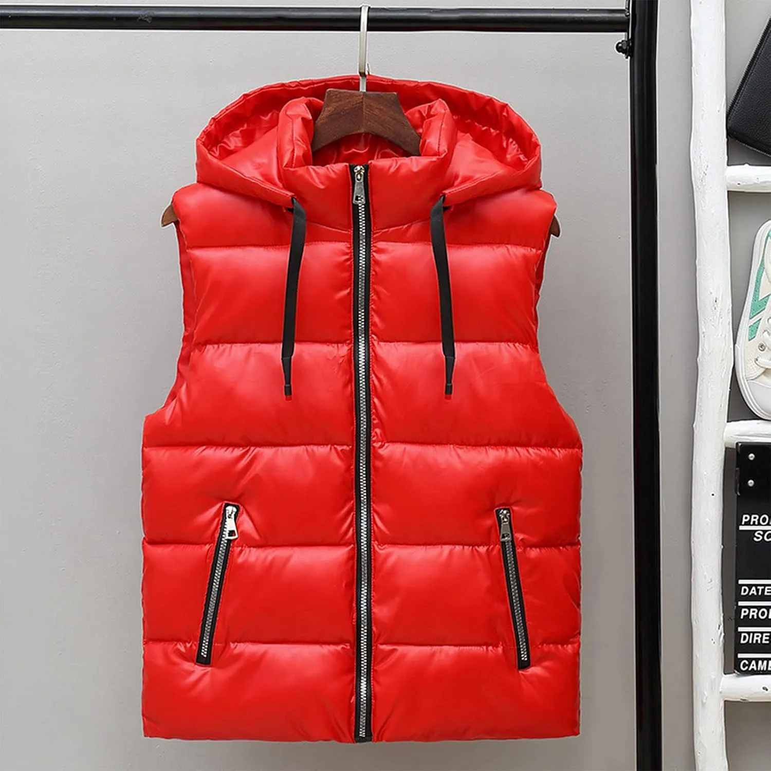 SHOPESSA Puffer Vest Women with Hood Bubble Down Jacket Zip up Sleeveless Puffer Coat Winter Outerwear for Women 2023