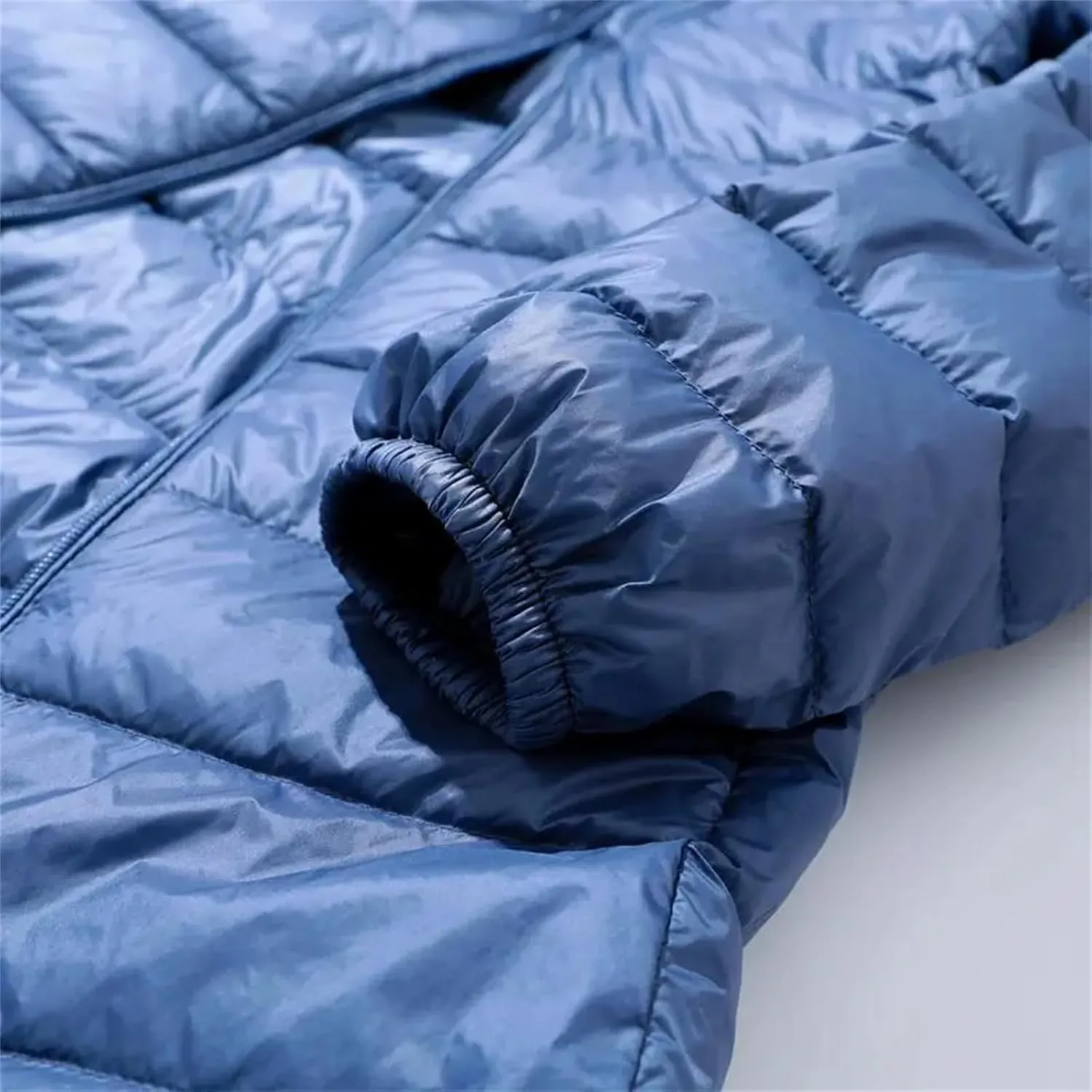 Women Hood Puffer Jackets Ultra Light Hooded Down Coats Fashion Long Feather Parkas