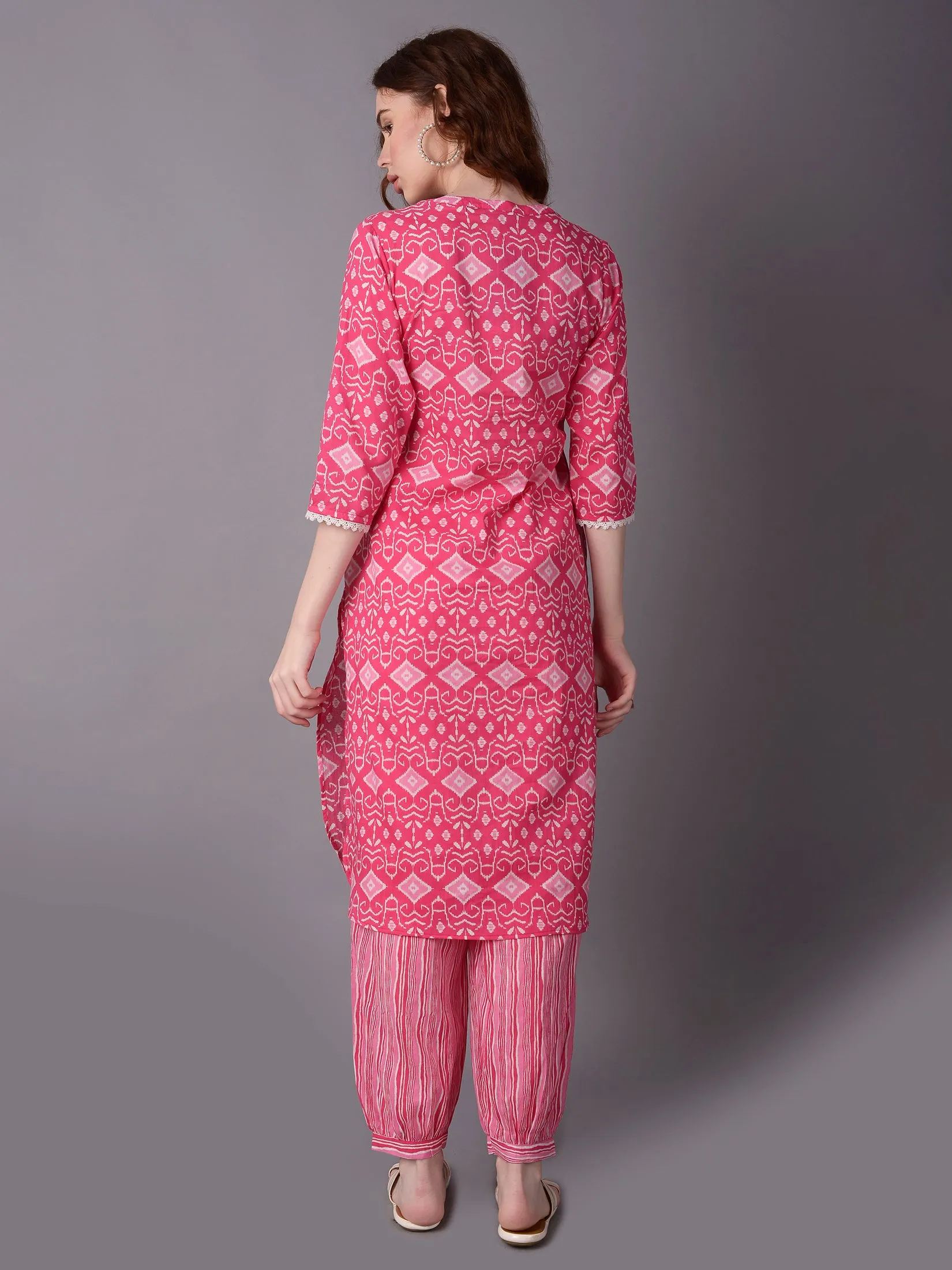 Women Pink Aztech Printed Kurta With Harem Pant