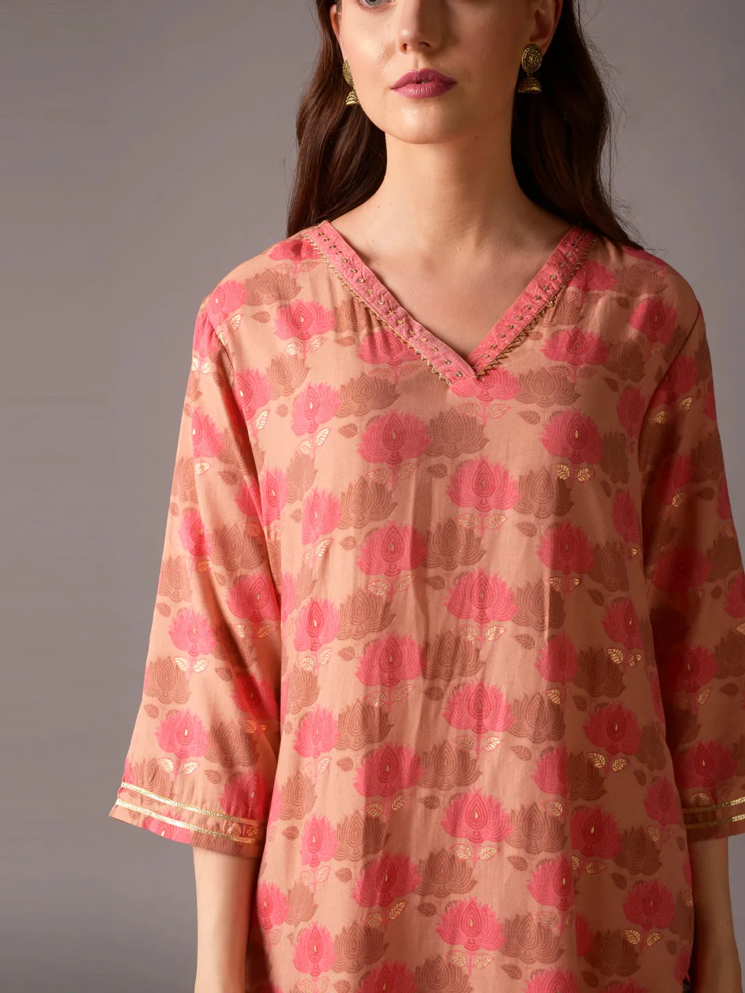 Women Pink Floral Printed Kurta Harem Pant Dupatta